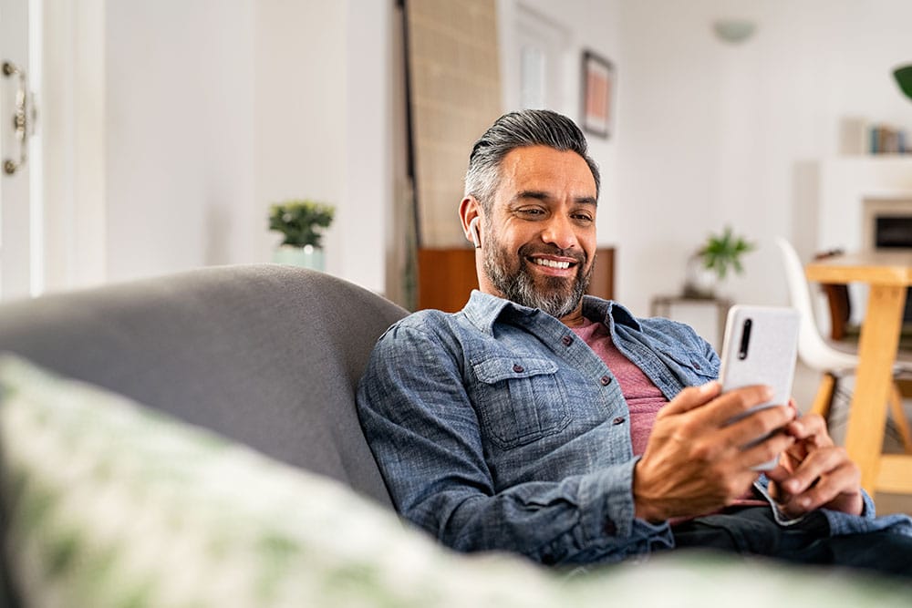 WPW-Post-Images_Financial-Wellbeing_1000x667 Male reading financial wellbeing information